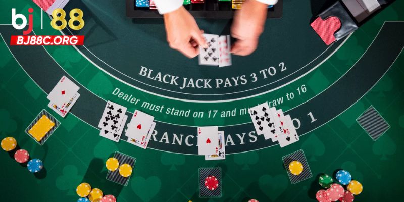 Khám phá những nét cơ bản về blackjack BJ88